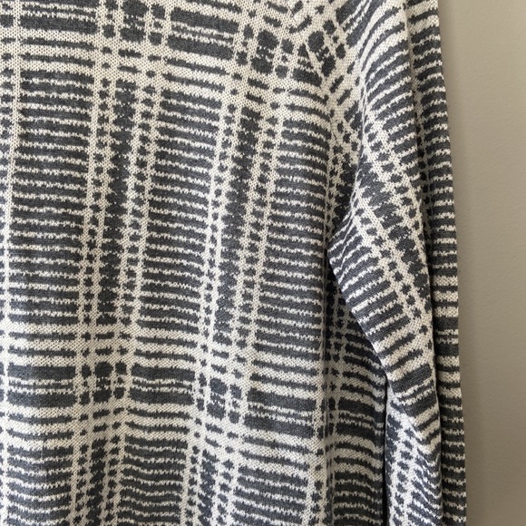 Eileen Fisher Sweater - Picture 3 of 4